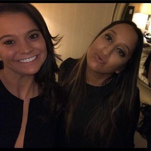 Meet your Posher, Hilary